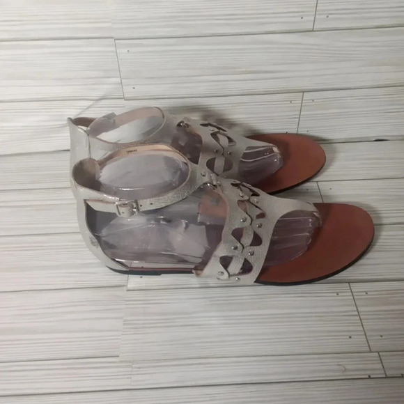 Vince Camuto arlanian gladiator Sandals metal San angora size 10m women - Picture 1 of 7